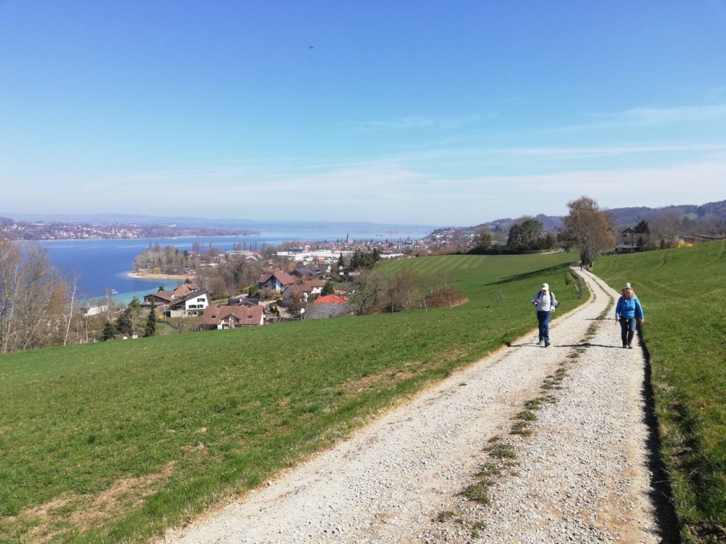 mit Blick zurück nach Steckborn