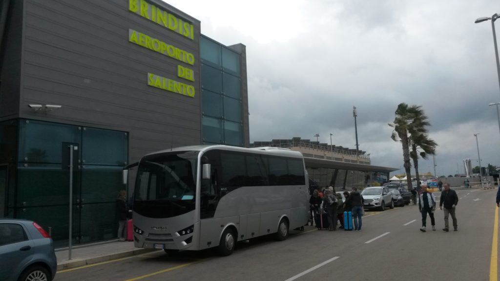 Flughafen Brindisi, Zeit der Abreise: Arrivederci Puglia.....