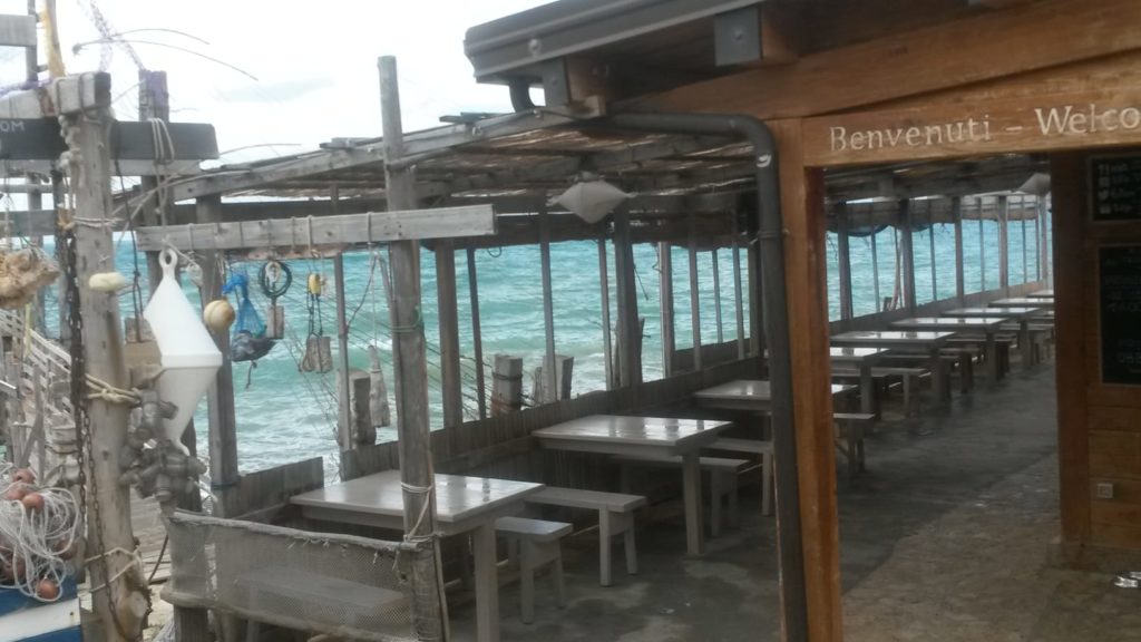Ristorante Trabucco da Mimì, stürmische Terrasse