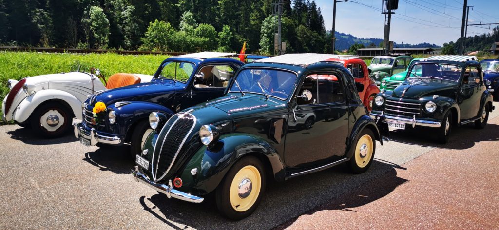 Oldtimershow im Emmental