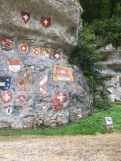 Kantonswappen gemalt von Soldaten im 1. Weltkrieg