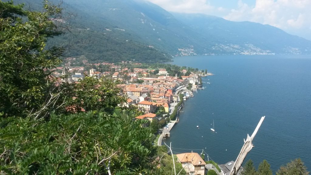 Cannobio in Sicht - Das Wanderziel naht.