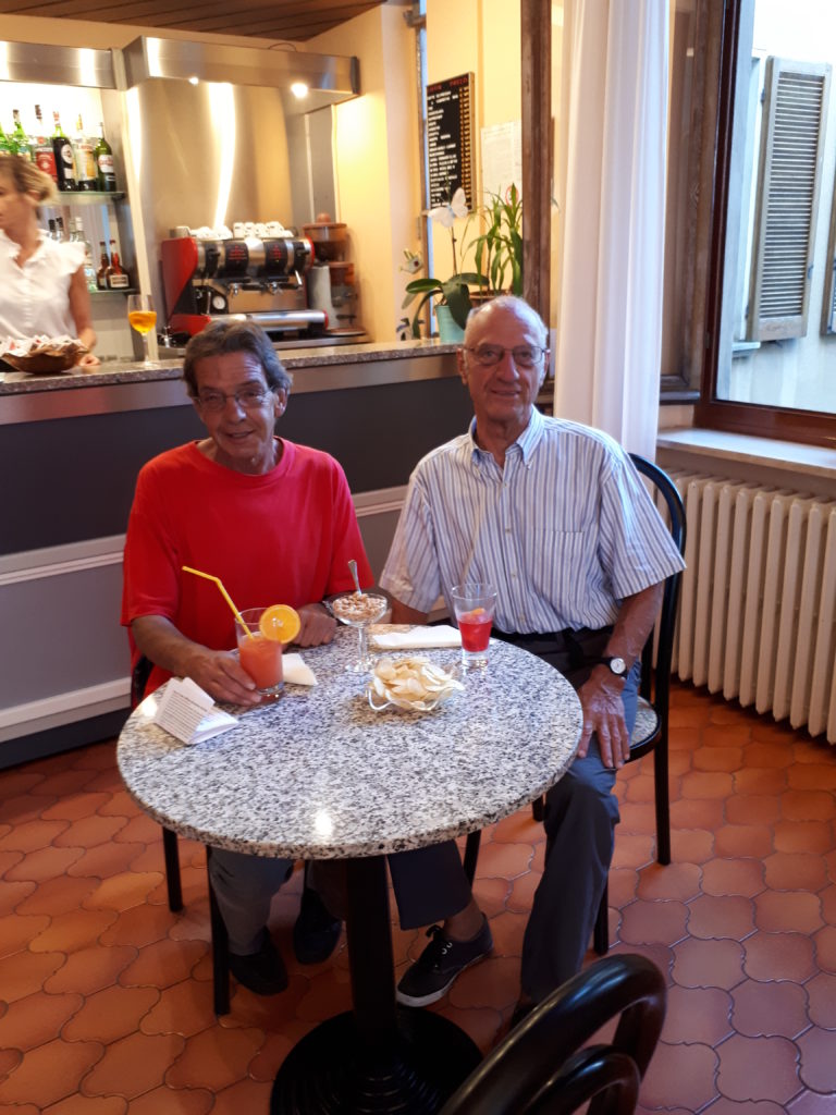 Hotel Il Portico - gemütlich beim Apéro an der Bar