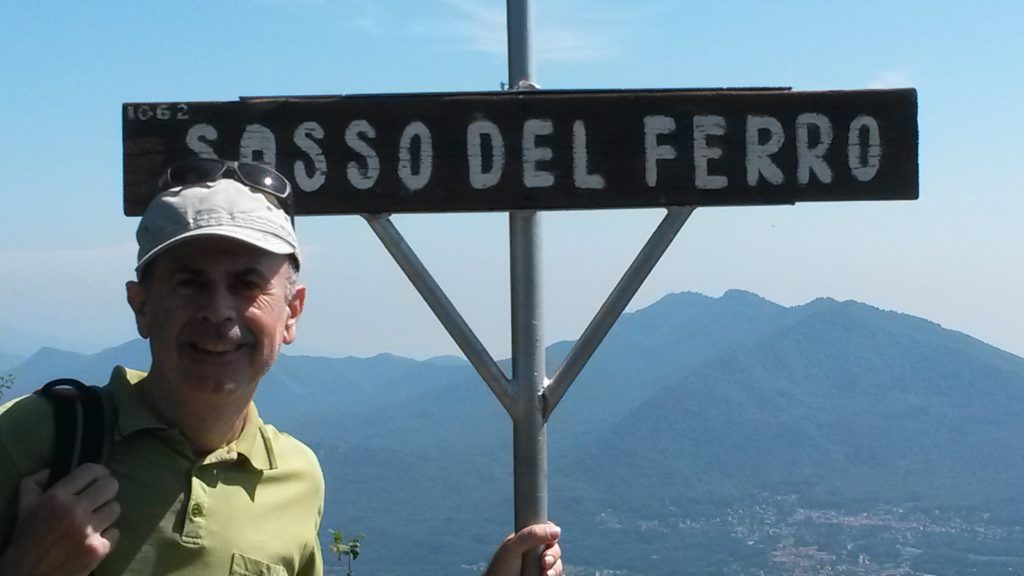 Top of SASSO DEL FERRO - Wanderleiter Giorgio am Ziel