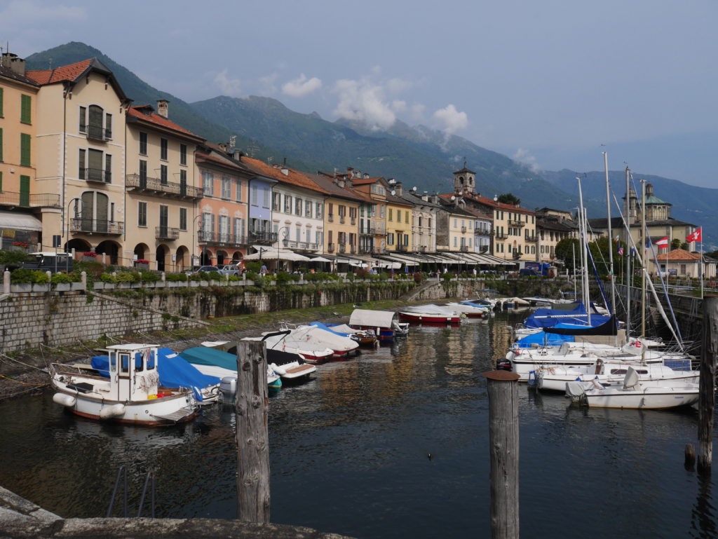 Cannobio am Lago Maggiore - Bootshafen
