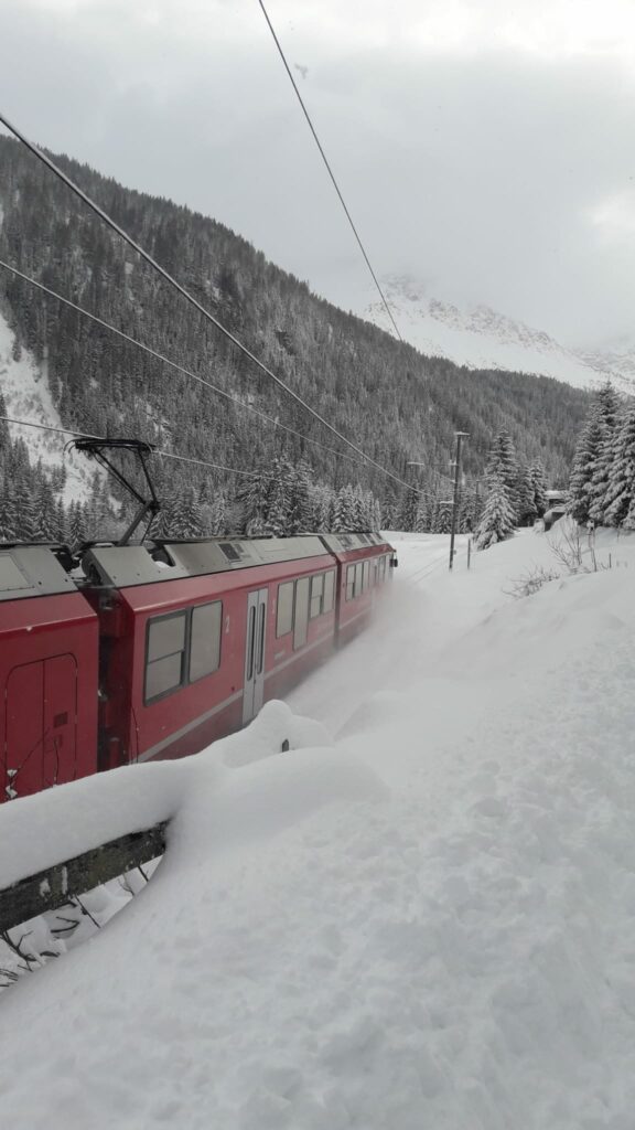 die RHB in voller Fahrt