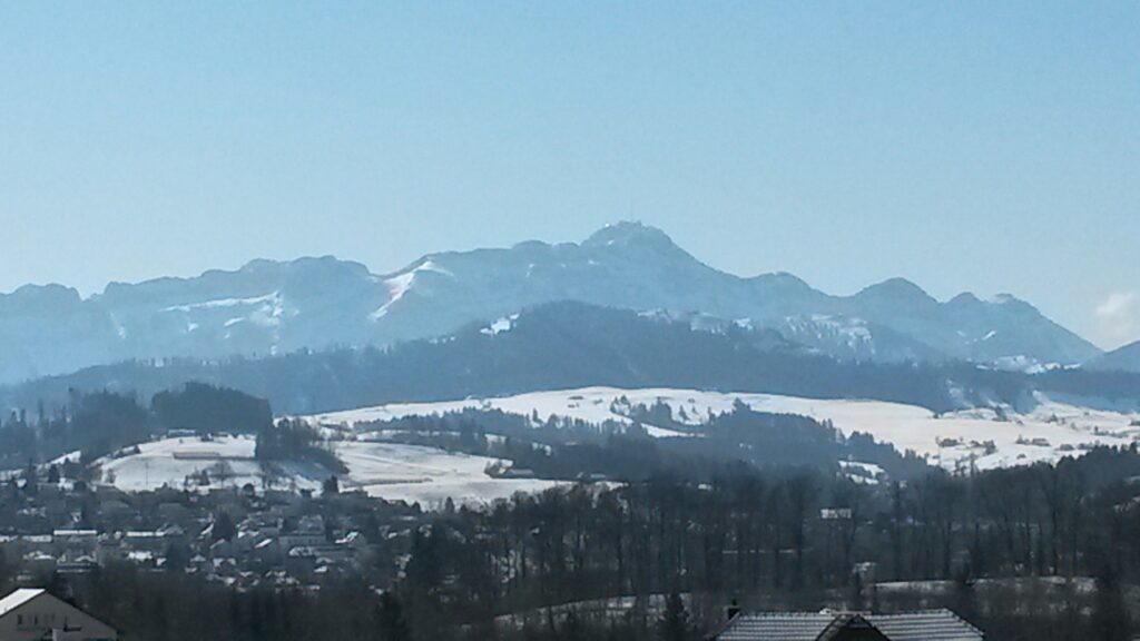 Blick vom Balkon Richtung Säntis - 31.03.2020
