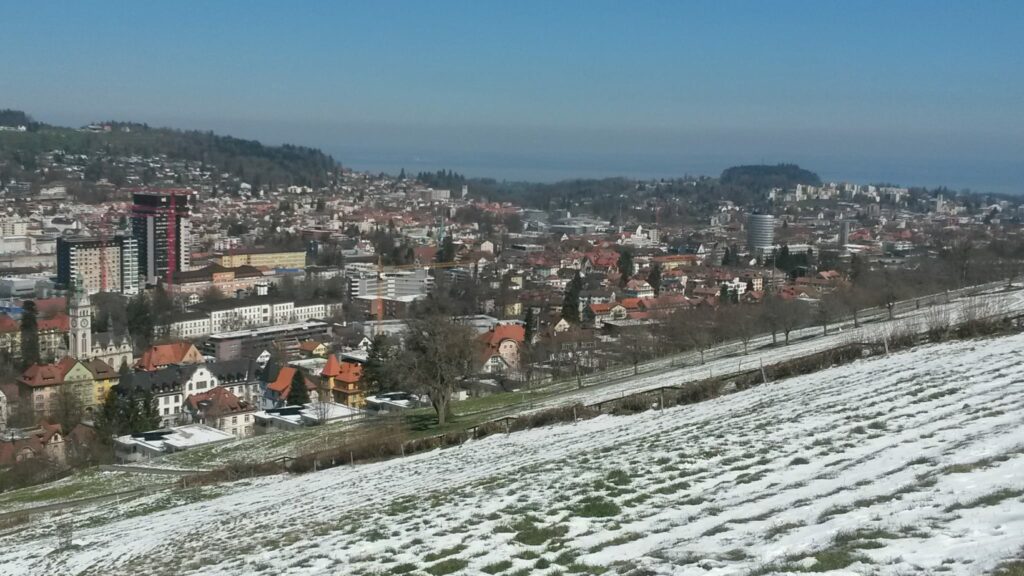 Blick auf die Stadt St. Gallen Richtung Bodensee - 01.04.2020