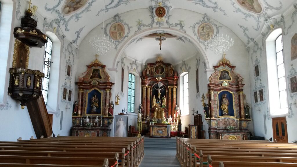 Innenraum der Kirche St. Blasien in Waldkirch SG, Regina - 21.05.2020