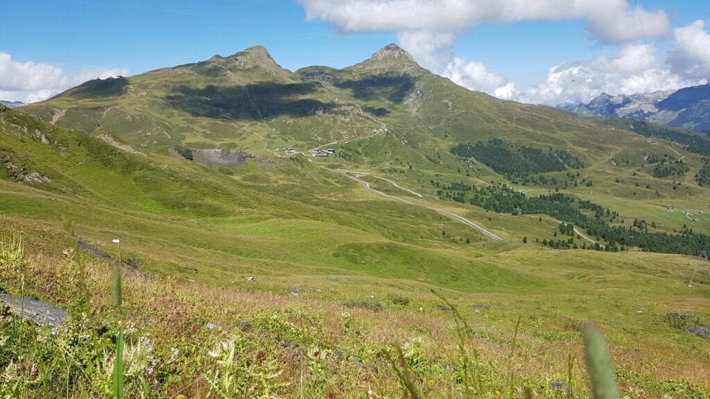 auf dem Eigertrail Richtung Alpiglen
