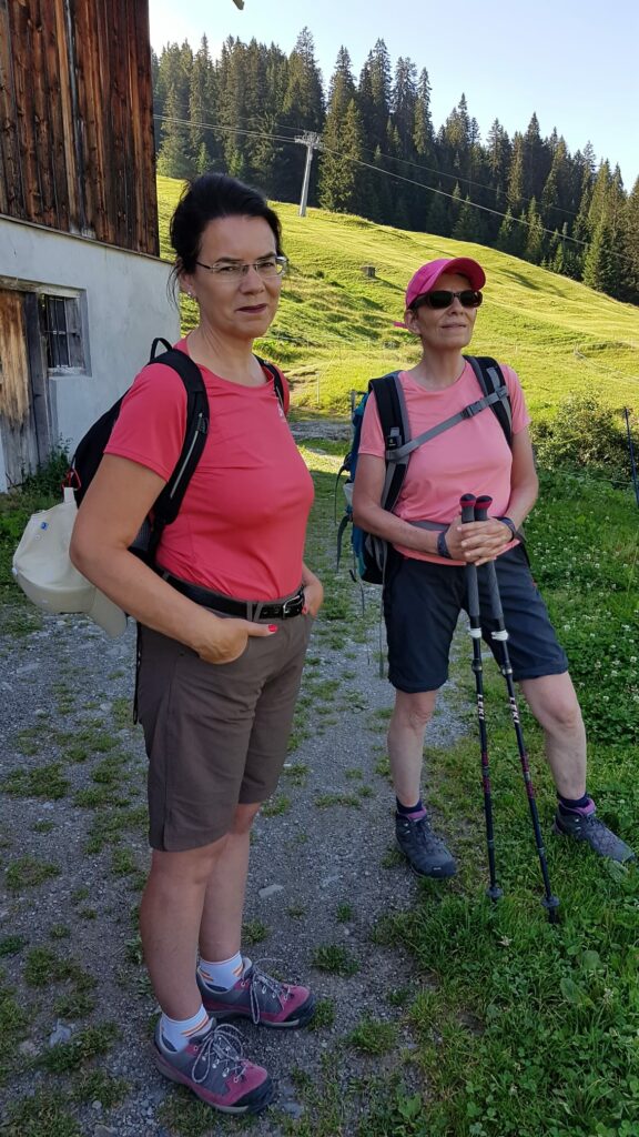 Morgenstimmung vor dem Aufstieg zur ALP SCHARMOIN