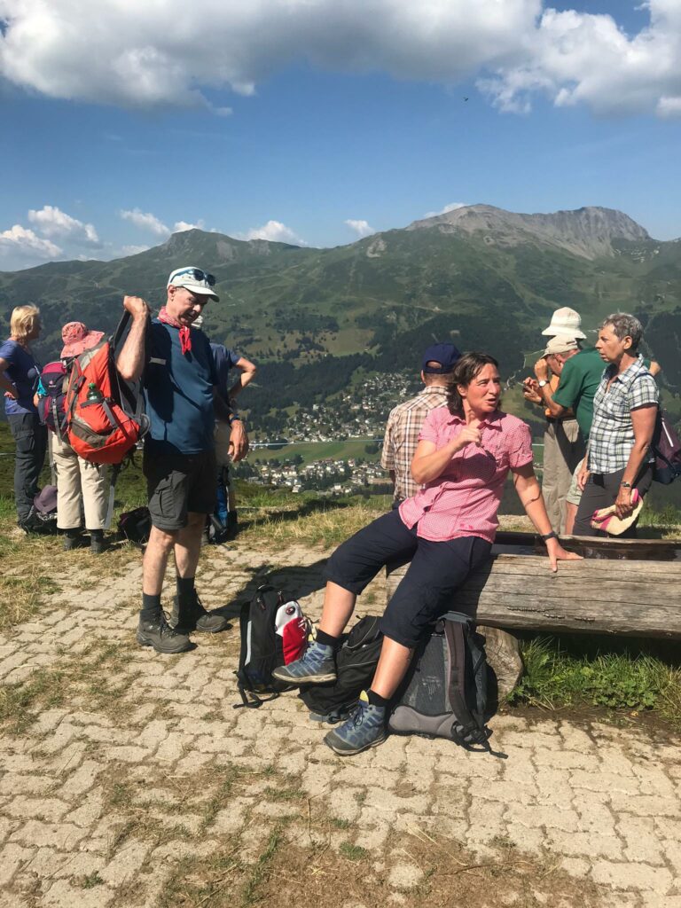 beim Rastplatz mit Brunnen in der Nähe des Speichersees