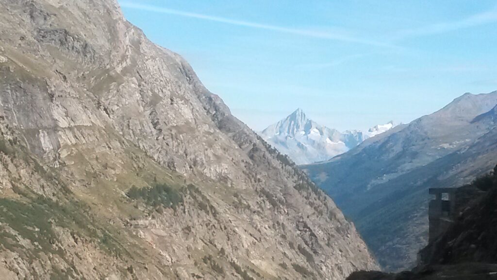 Blick vom Stausee Mattmark Richtung Bietschhorn
