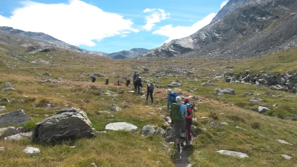 gemächlicher Aufstieg auf dem Bergwanderweg