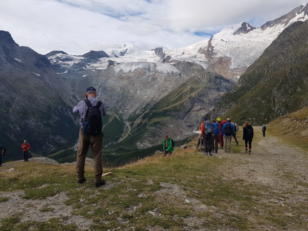 Murmeltierwanderung am Panoramaberg HANNIG oberhalb Saas-Fee