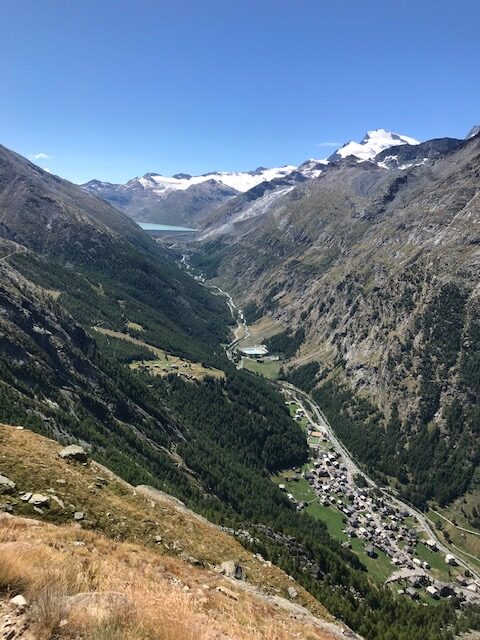 Blick ins Saastal und Mattmark
