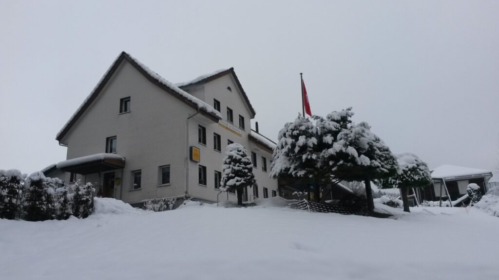 verwaistes Gasthaus Sonnenberg - 10.12.2020