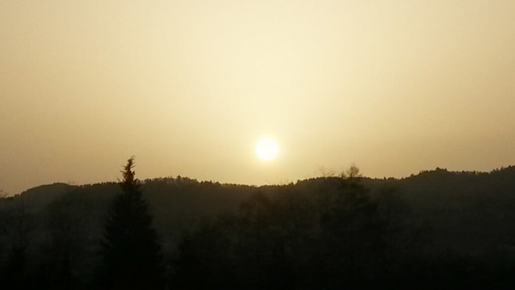 Sonnenaufgang im Saharastaub - 23.02.2021