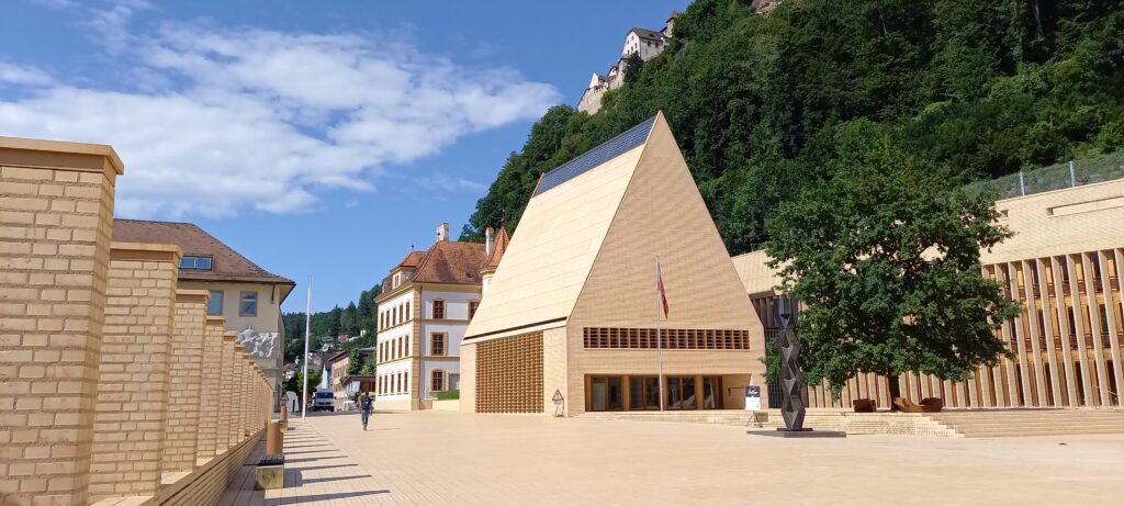 Vaduz - Landtagsgebäude - 09.07.2021