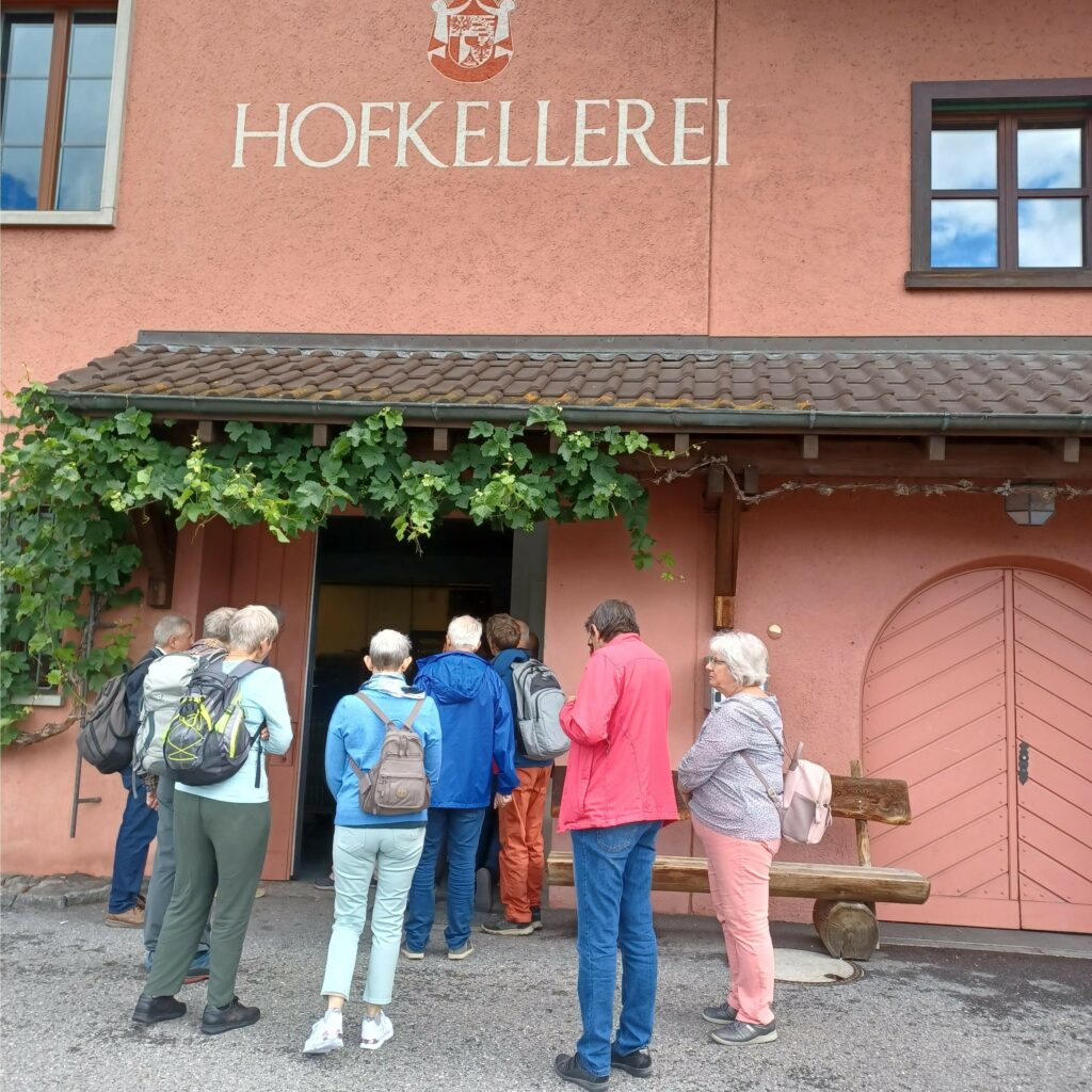 Vor der fürstlichen Hofkellerei in Vaduz - 09.07.2021