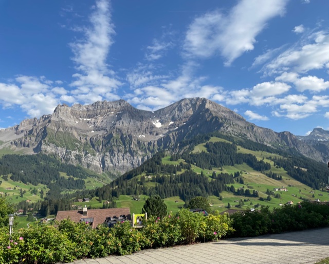 Aussicht vom Hotel Hari Richtung Lohner - 12.08.2021