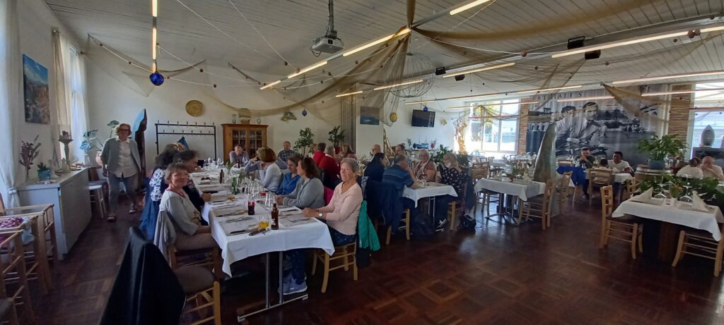 beim Mittagessen im Restaurant Satriale's am Parkweg - 26.03.2022