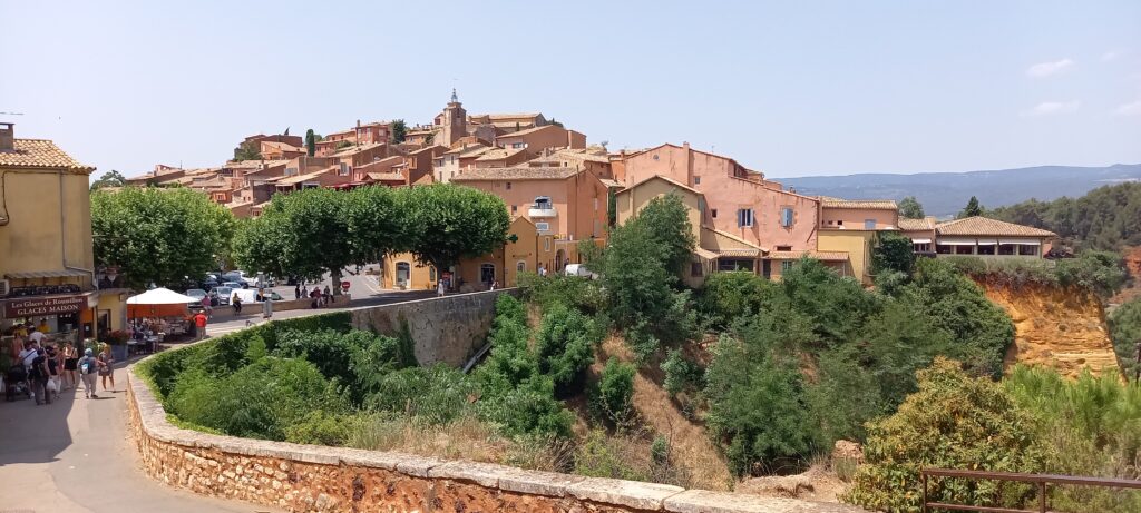 Bergdorf Roussillon - 19.06.2022