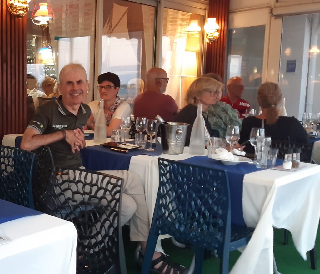 beim Abendessen im Hotel - 24.06.2022