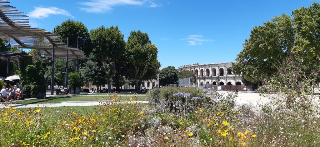 Römisches Amphitheater von Nîmes. Erbaut von 90-120 n.Chr. Länge 133m/Breite 101m/Höhe 21m. - 24.06.2022