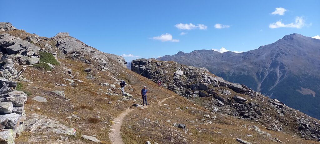 Weiter führt der Bergweg Richtung Wannihorn - 15.8.2022