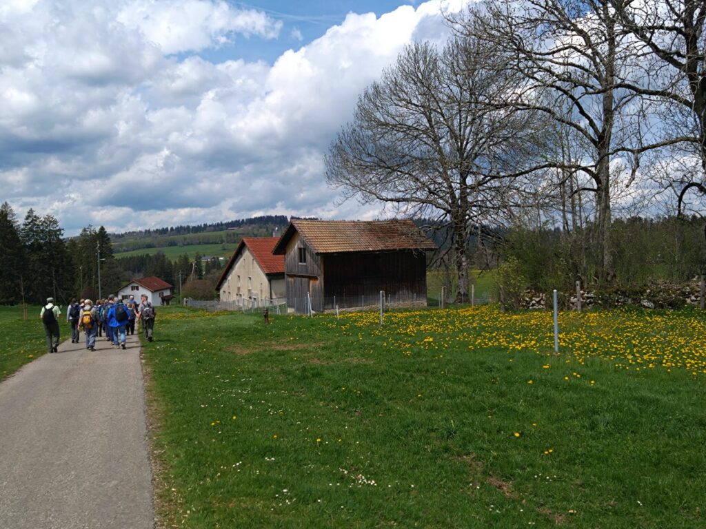 Beginn der Wanderung Richtung Etang de la Gruère - 05.05.2023