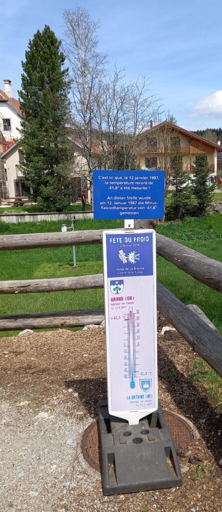 Hier wurde am 12. Januar 1987, mit −41,8 °C, die tiefste, je an einer offiziellen Messstation gemessene, Temperatur der Schweiz registriert. - 06.05.2023