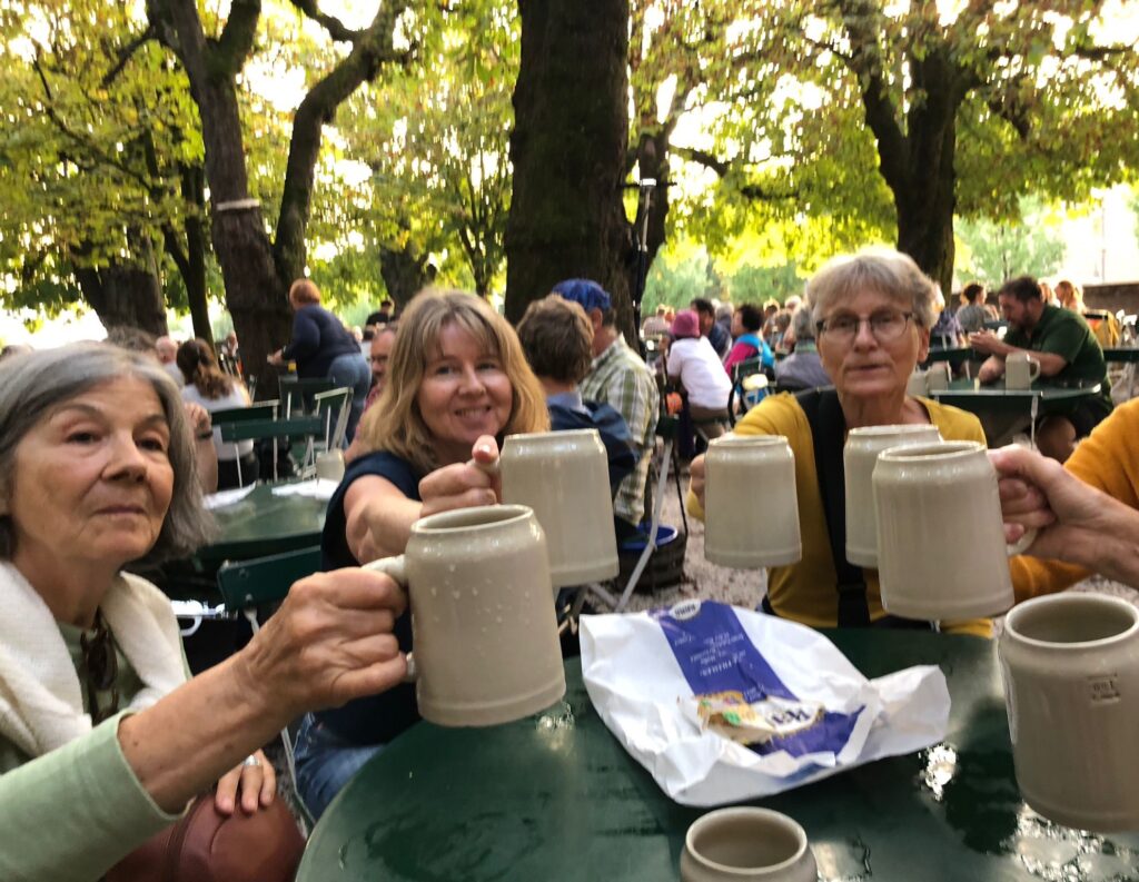 Vier Ladies..... und sieben Bierkrüge? - 14.09.2023