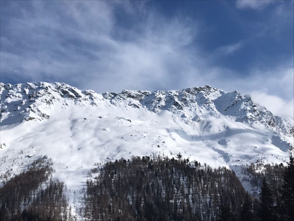 viele kleine, zackige Bergspitzen - 04.03.2024