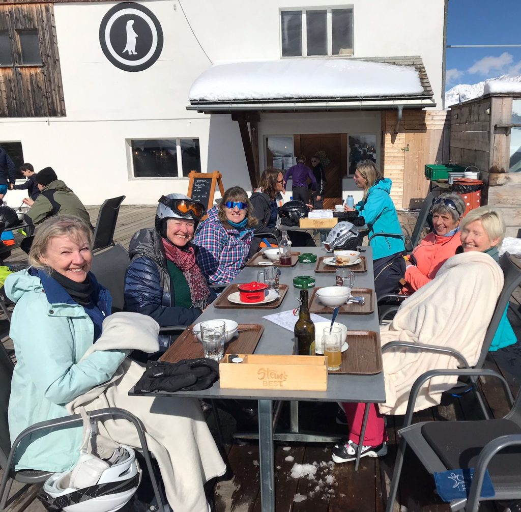 gemütliche Einkehr beim Skifahren - 07.03.2024