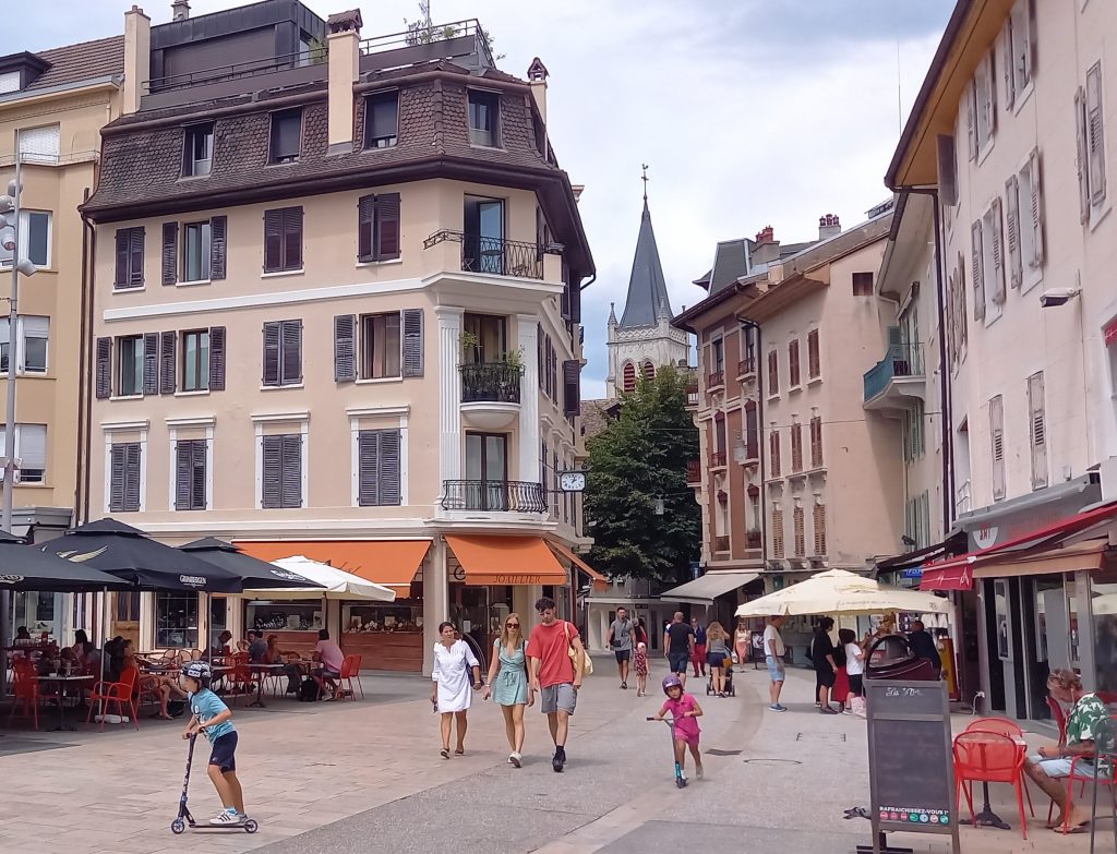 beim Bummeln in Thonon-les-Bains - 27.04.2024