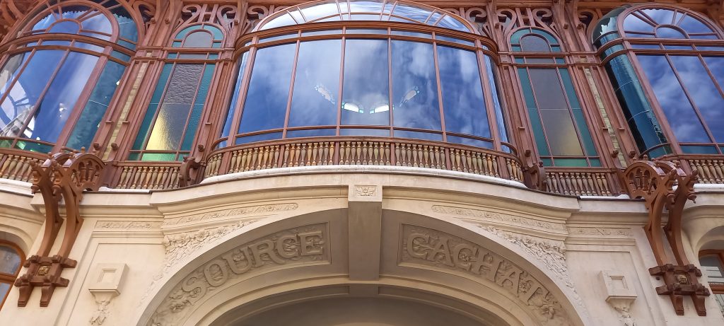 historisches Gebäude der Mineralquelle Evian-les-Bains - 27.04.2024