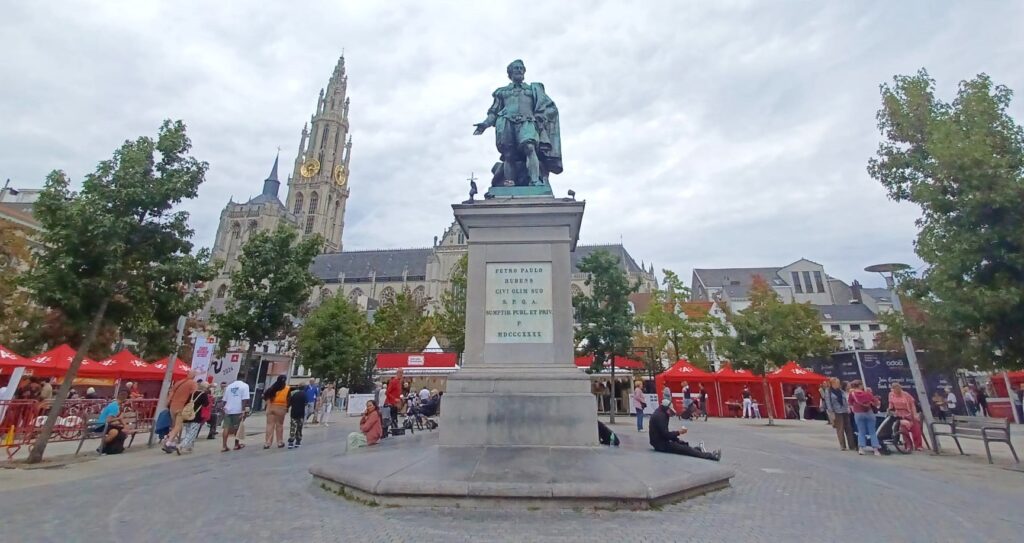 Statue des weltberühmten flämischen Malers PETRO PAULO RUBENS (1577 - 1640) - 22.09.2024