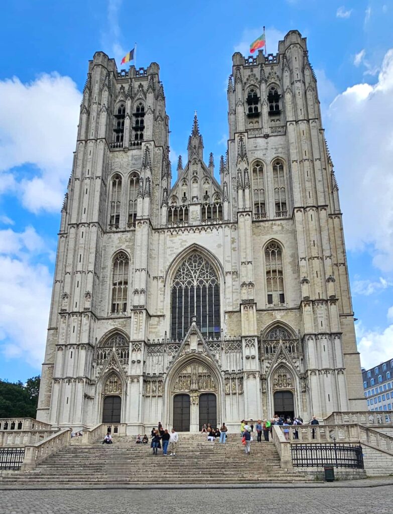 Die Kathedrale St. Michael und St. Gudula in Brüssel ist die Hauptkirche der Stadt und ist Sitz des Erzbischofs von Mecheln-Brüssel. - 23.09.2024