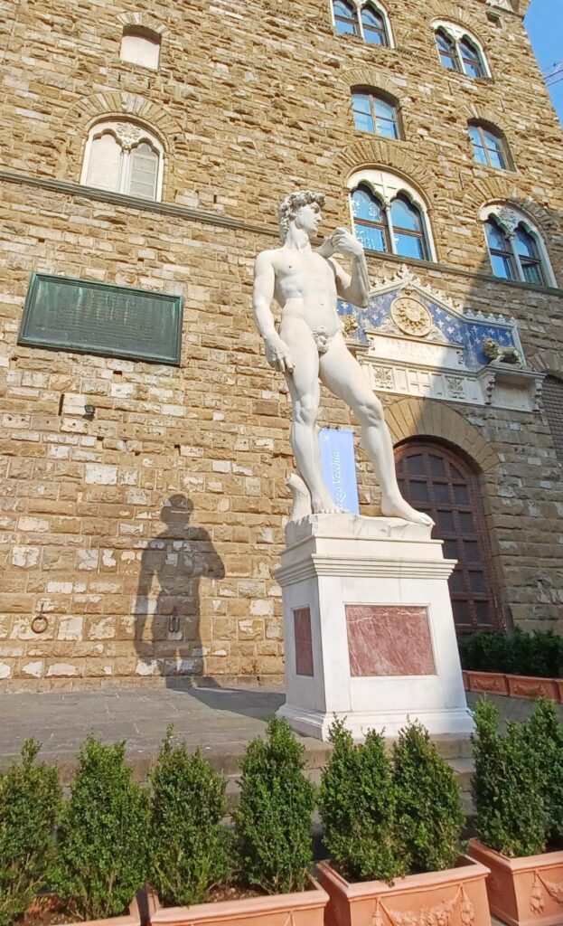 David Statue (gemeisselt 1501-1504): Ein Meisterwerk Michelangelos - 05.06.2025