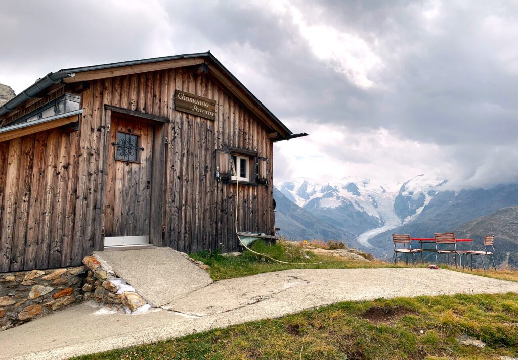 paradiesische Berghütte, die zur gemütlichen Mittagsrast einlädt. - 27.08.2025, Monica
