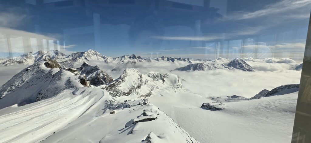 Spiegeleffekt in sonnigen Schneehöhen - 12.03.2026
