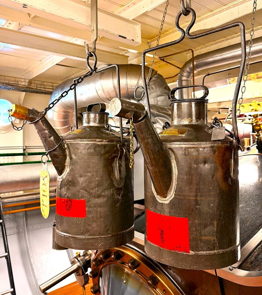 Ölkannen für den Unterhalt der Dampfmaschine - 25.04.2026